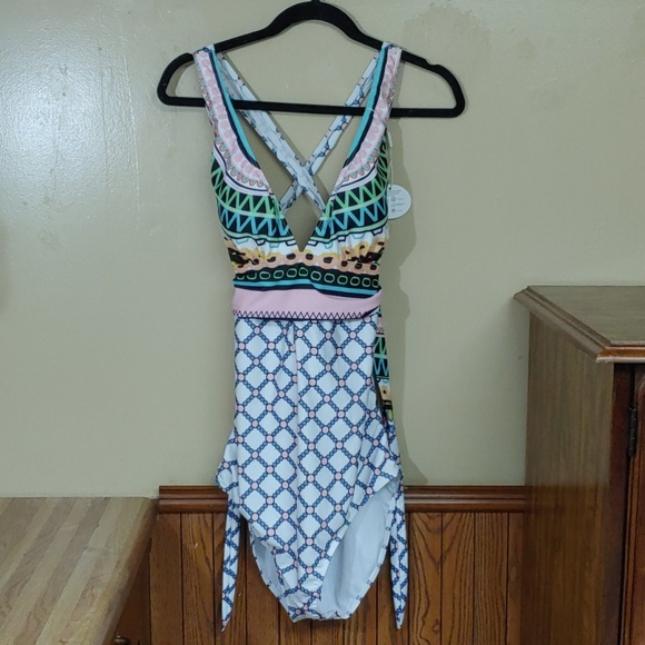 Summer Mae 🆕 Deep V-Neck Low Back Swimsuit 3XL - Picture 2 of 16